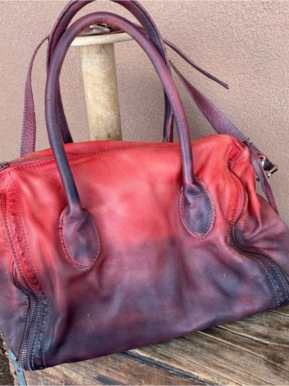 Old Trend Leather Bag Ombré Purse